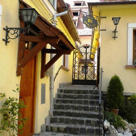 Casa Rozelor Hotel Braşov Buitenkant foto
