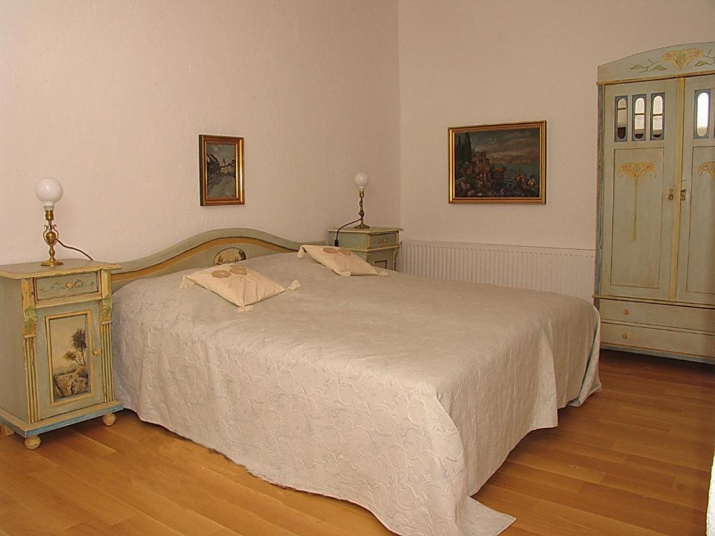 Casa Rozelor Hotel Braşov Kamer foto